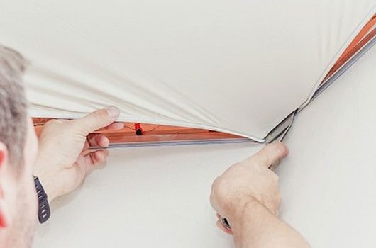 Установка натяжных потолков